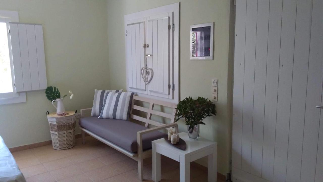Olive Garden Guest House Кипарисия Екстериор снимка